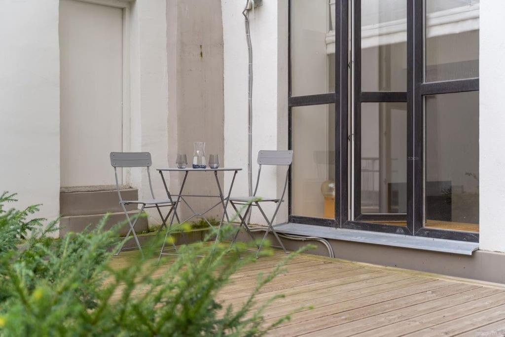 Apartamento Designer Loft In The City Center Riga Exterior foto